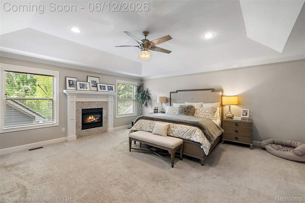 5 Bedroom Single Family Home/House's Image 21