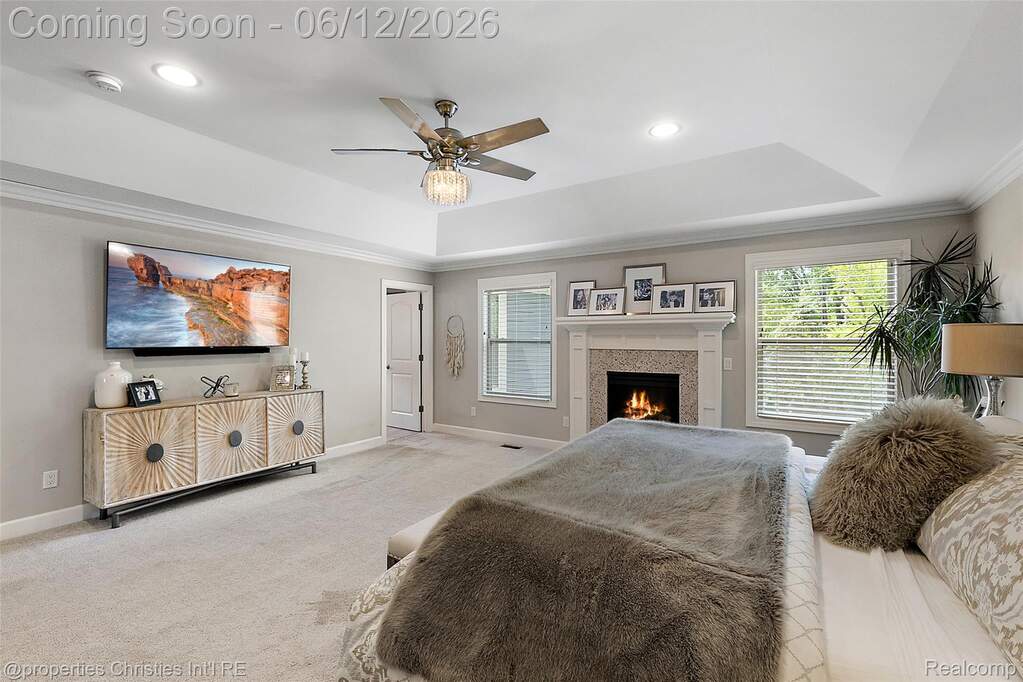 5 Bedroom Single Family Home/House's Image 22