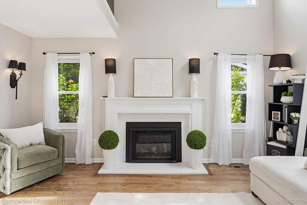 3 Bedroom Single Family Home/House's Image 7