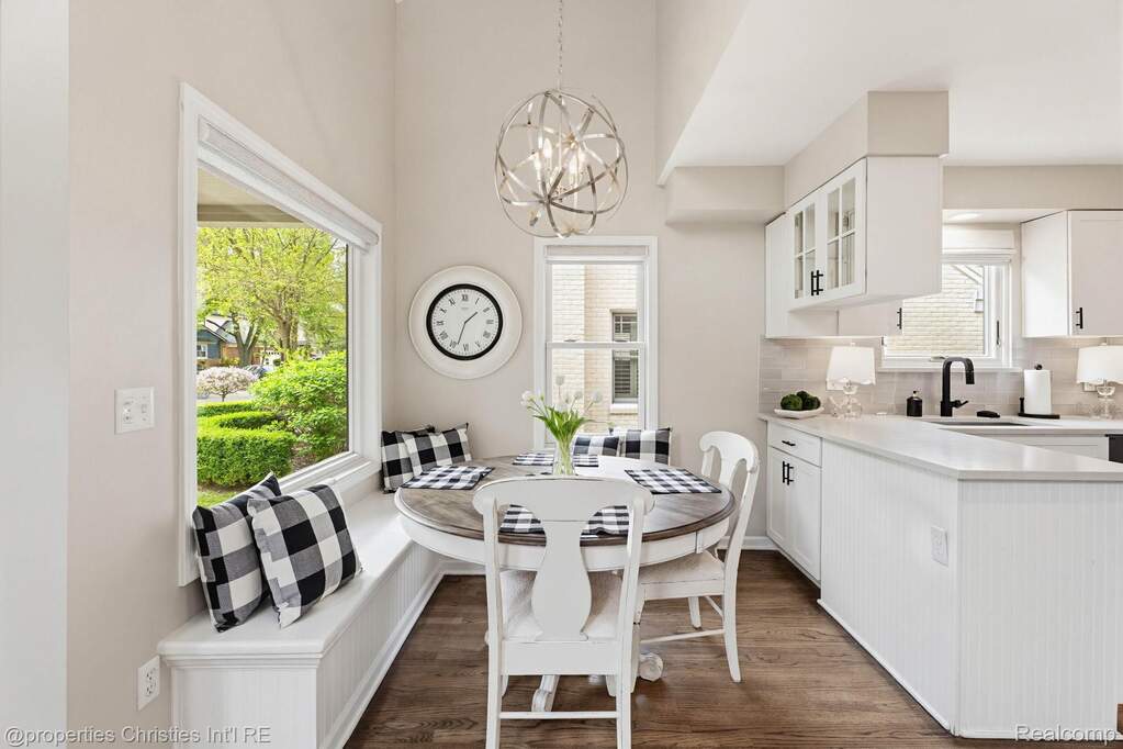 3 Bedroom Single Family Home/House's Image 10