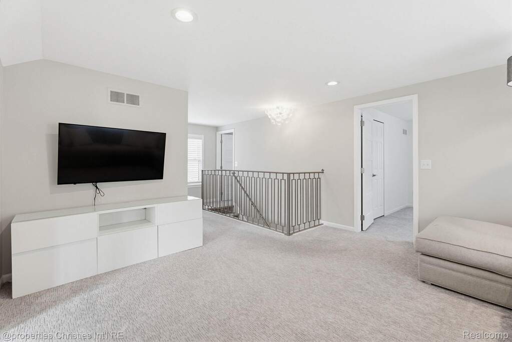 3 Bedroom Single Family Home/House's Image 30