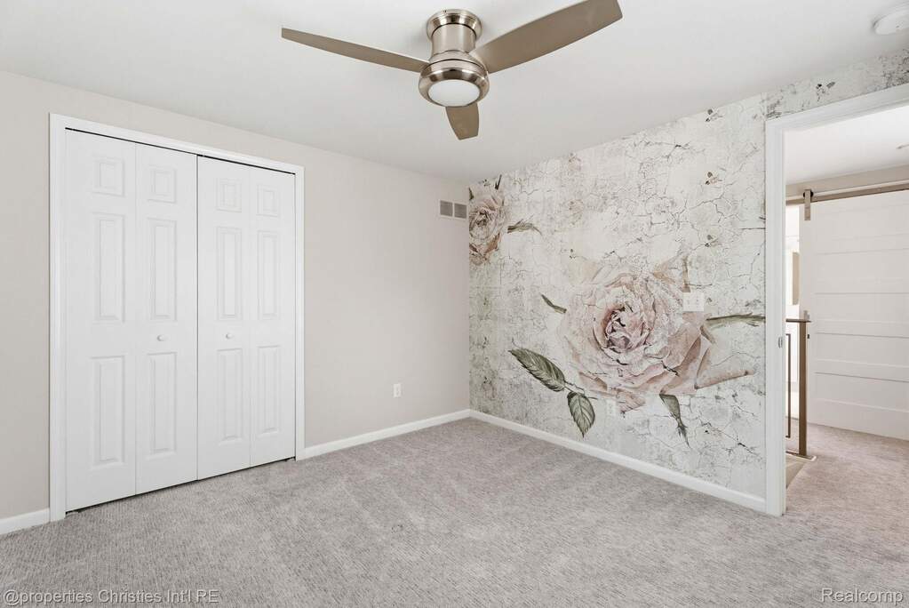 3 Bedroom Single Family Home/House's Image 36