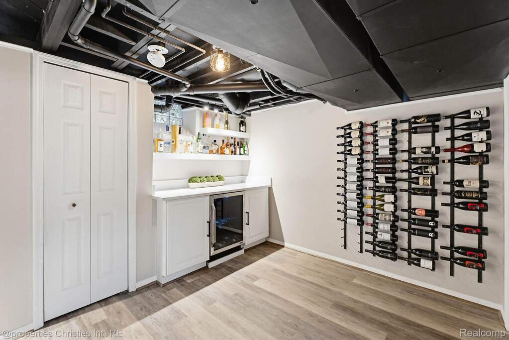 3 Bedroom Single Family Home/House's Image 38