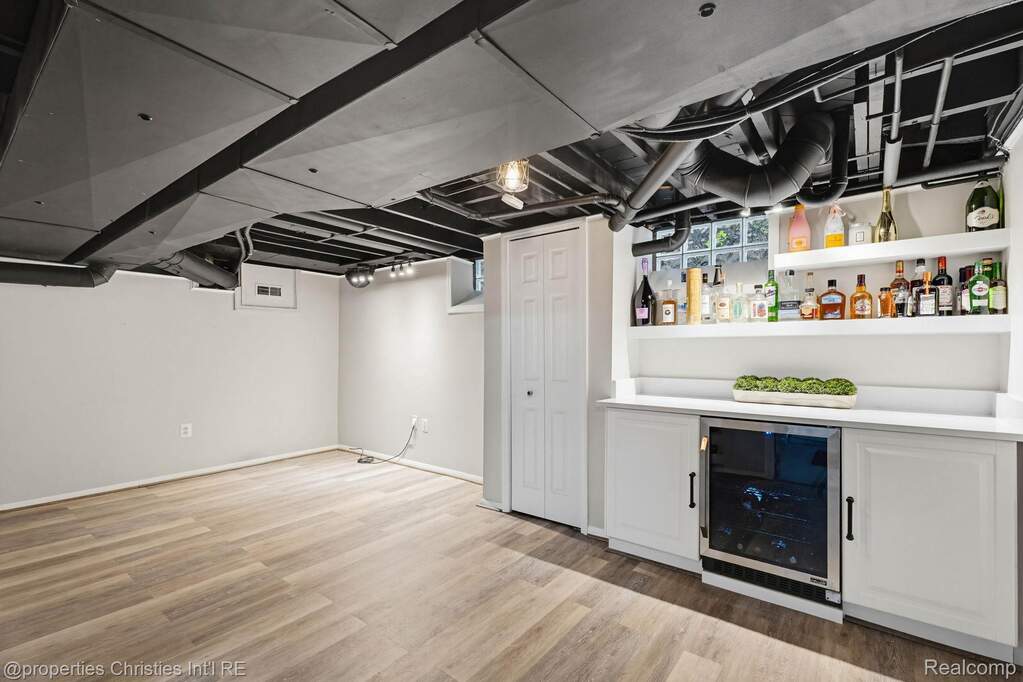 3 Bedroom Single Family Home/House's Image 39
