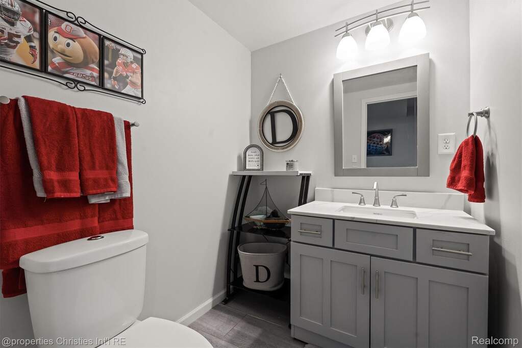 4 Bedroom Single Family Home/House's Image 29