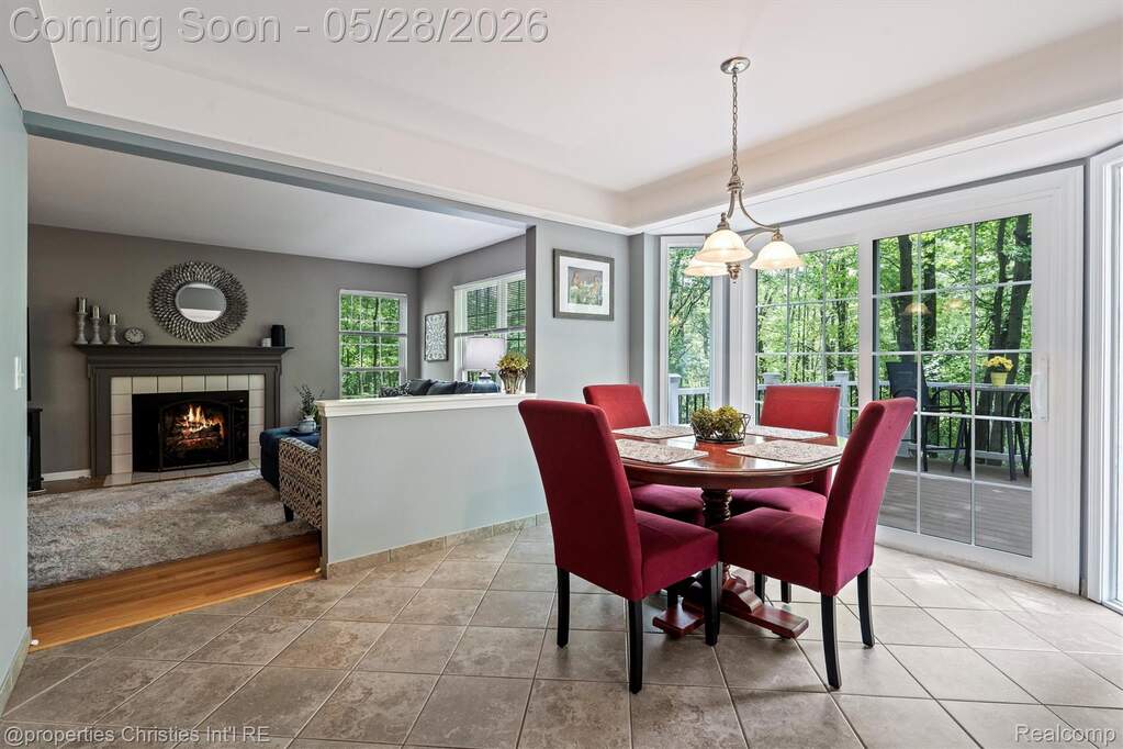 4 Bedroom Single Family Home/House's Image 10