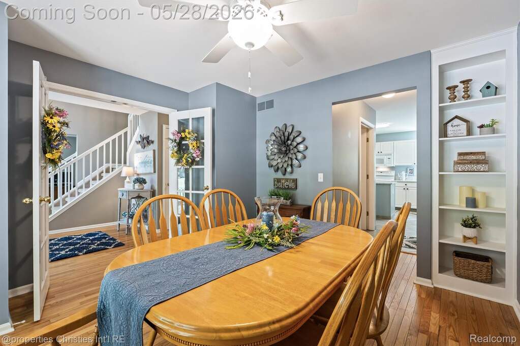 4 Bedroom Single Family Home/House's Image 14