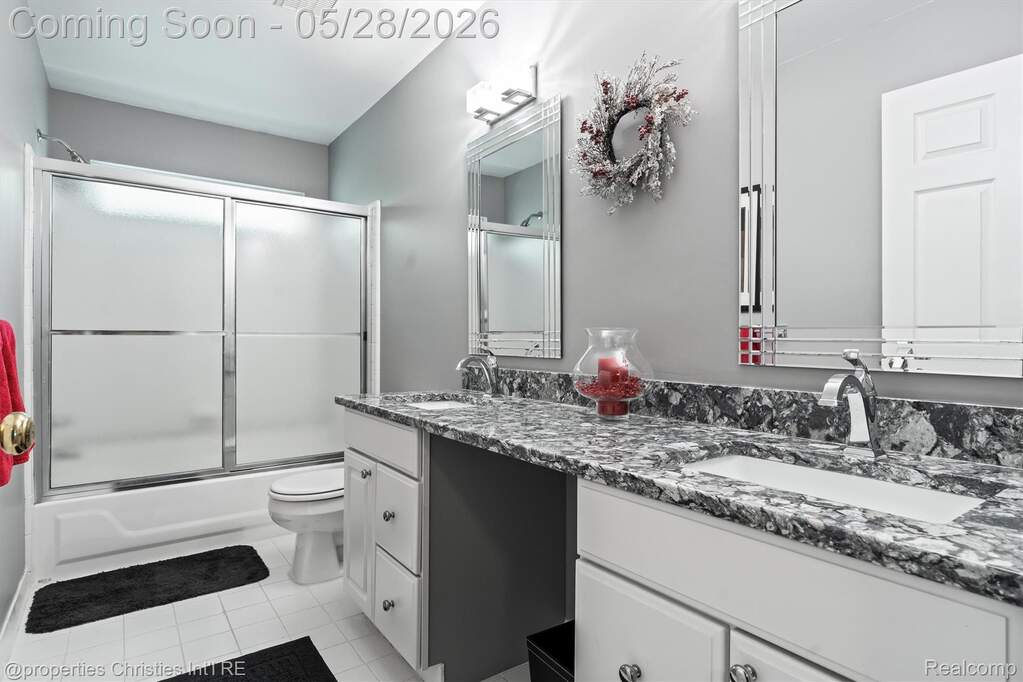 4 Bedroom Single Family Home/House's Image 24