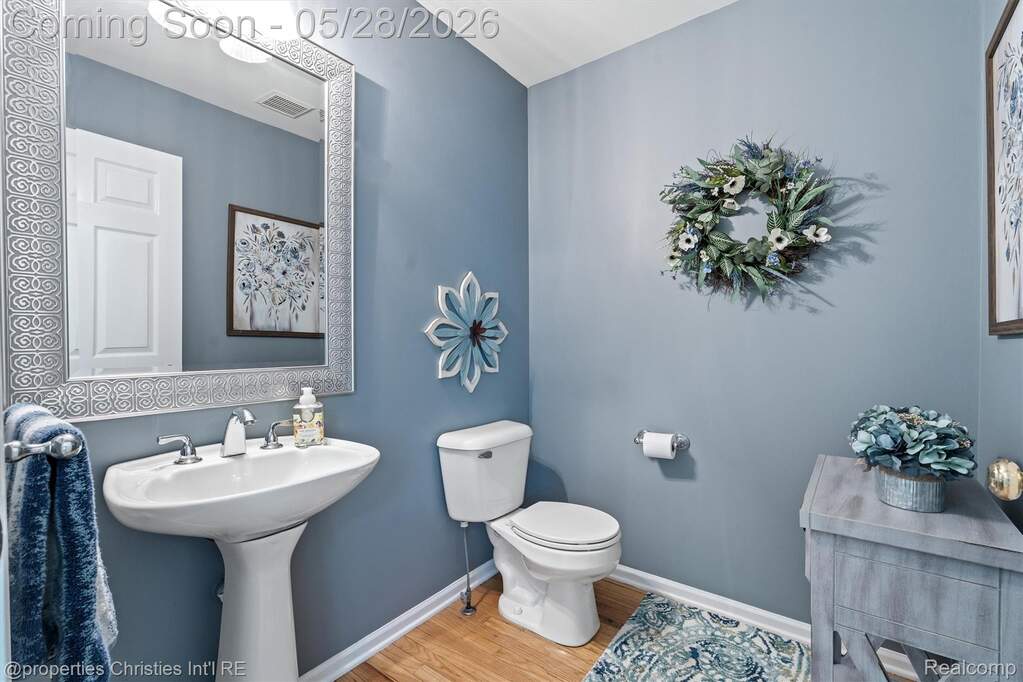 4 Bedroom Single Family Home/House's Image 26