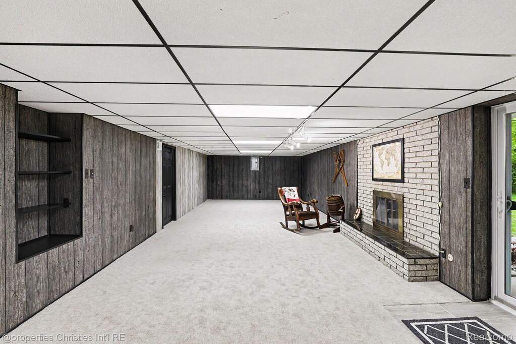 3 Bedroom Single Family Home/House's Image 24