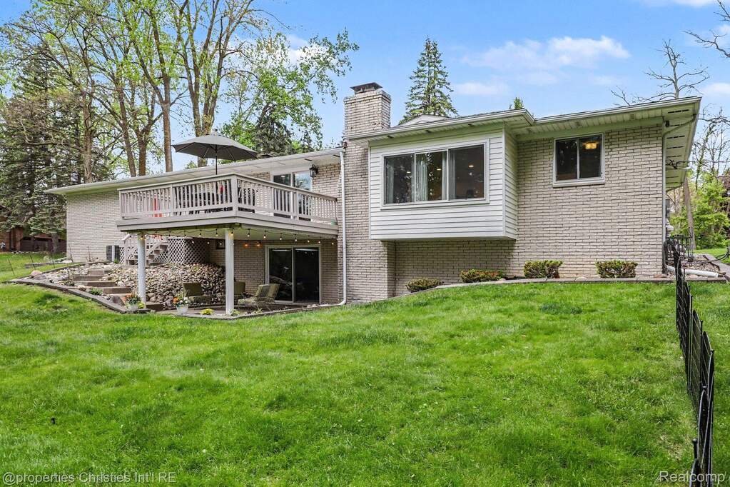 3 Bedroom Single Family Home/House's Image 31