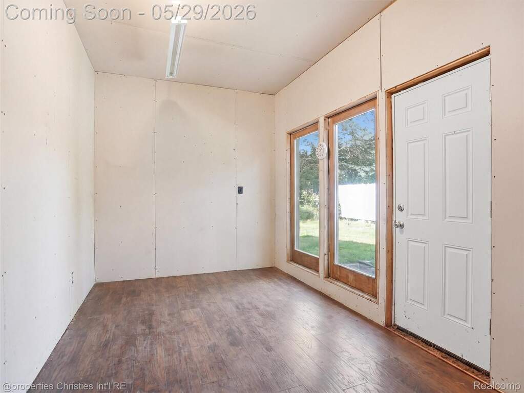 5 Bedroom Single Family Home/House's Image 46