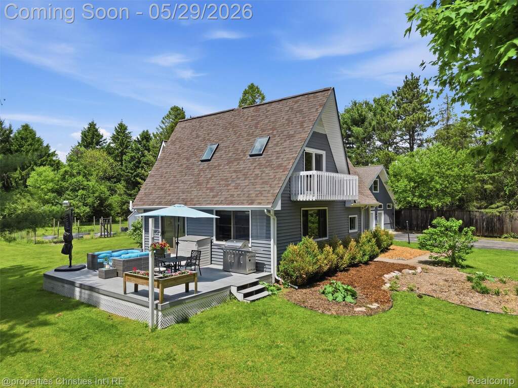Large deck located outside the kitchen area 