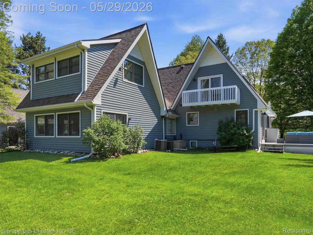 5 Bedroom Single Family Home/House's Image 63