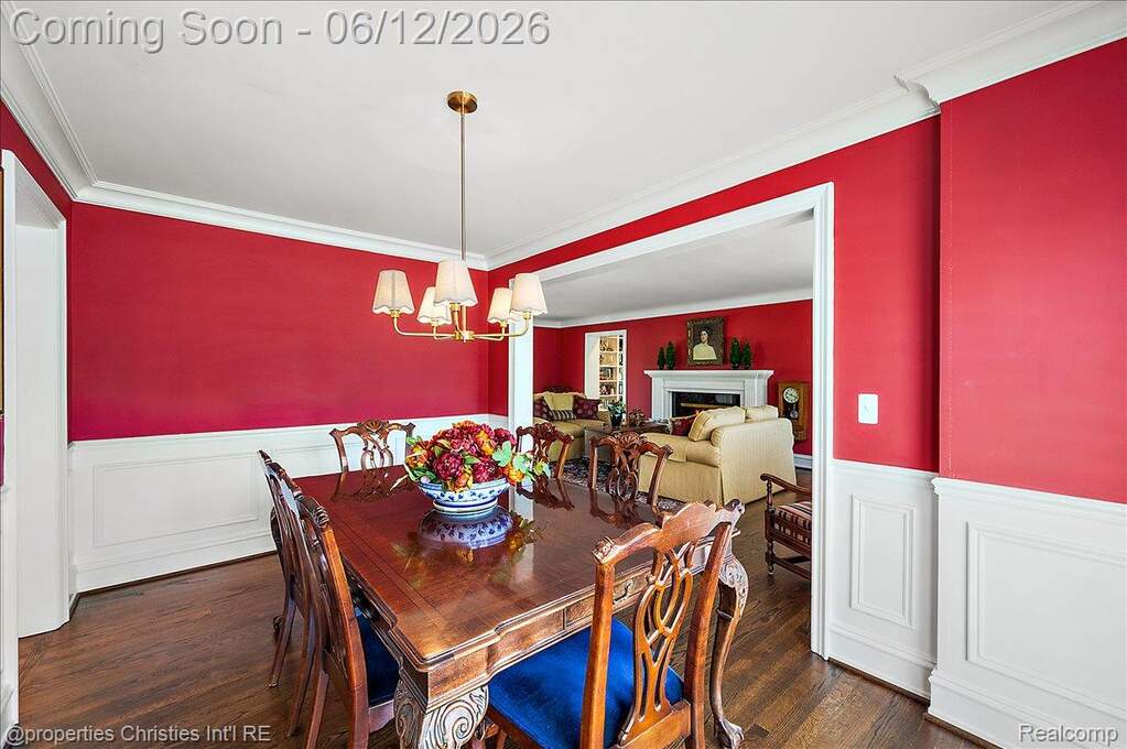 4 Bedroom Single Family Home/House's Image 15