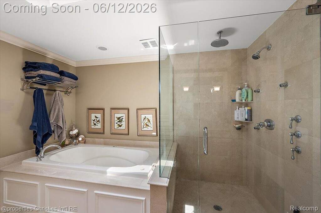 4 Bedroom Single Family Home/House's Image 40