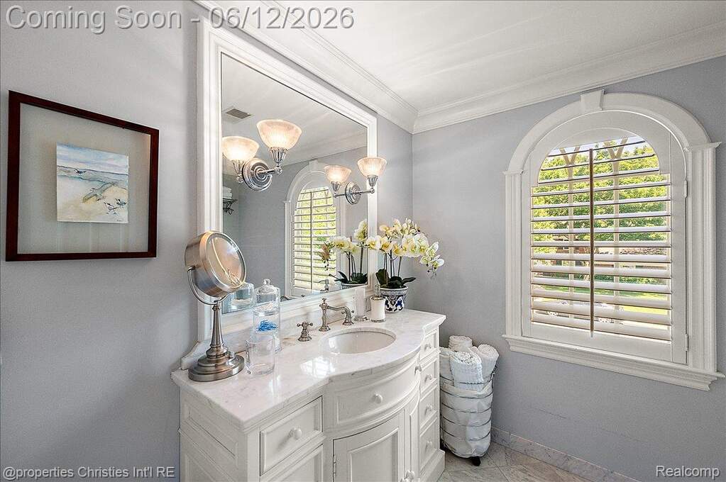 4 Bedroom Single Family Home/House's Image 50