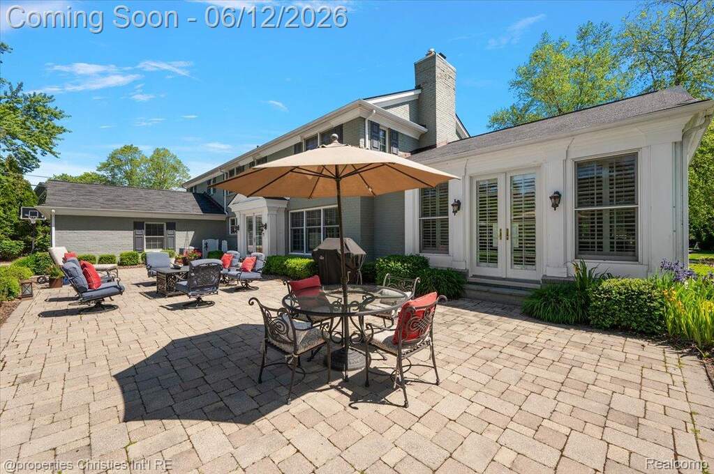 4 Bedroom Single Family Home/House's Image 70