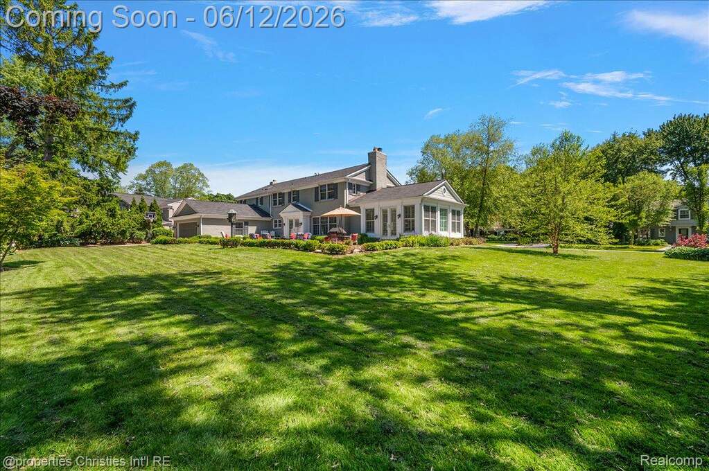 4 Bedroom Single Family Home/House's Image 72