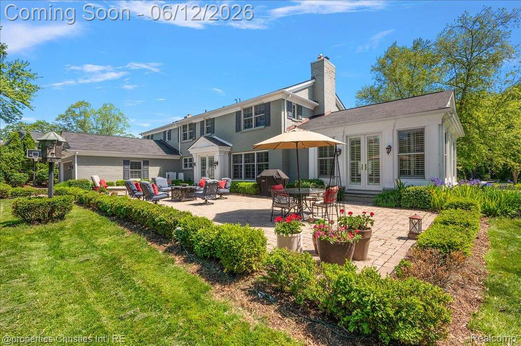 4 Bedroom Single Family Home/House's Image 73