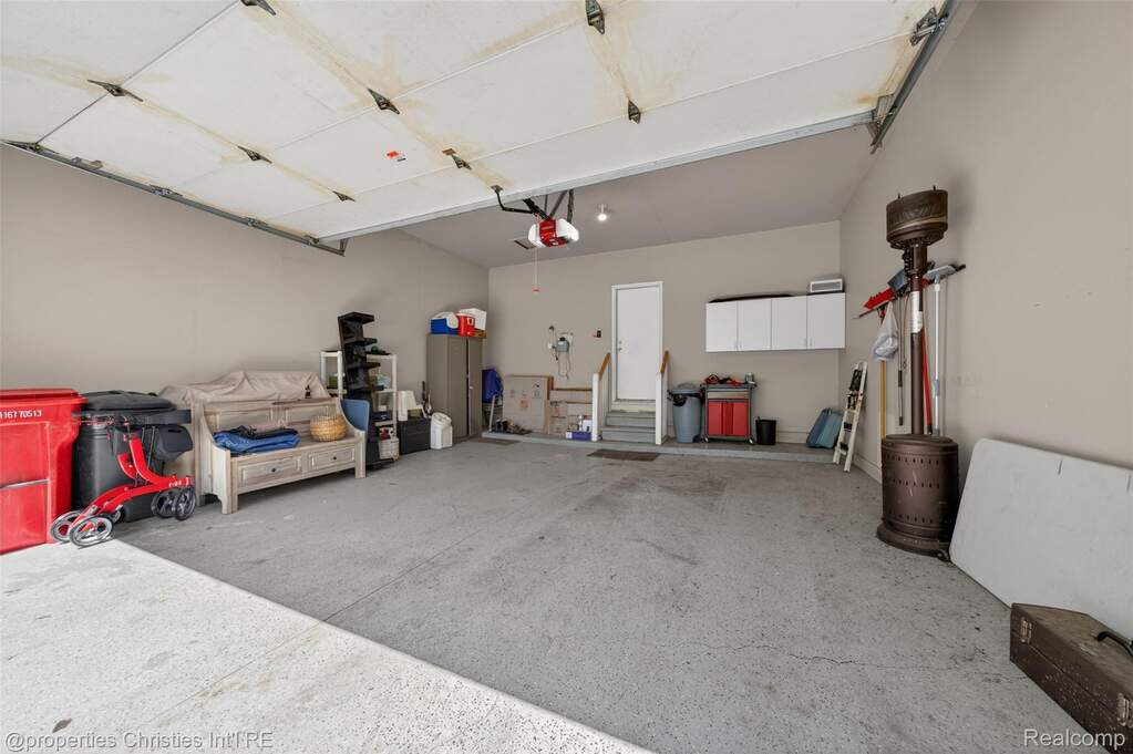 2 Bedroom Apartment/Flat's Image 38