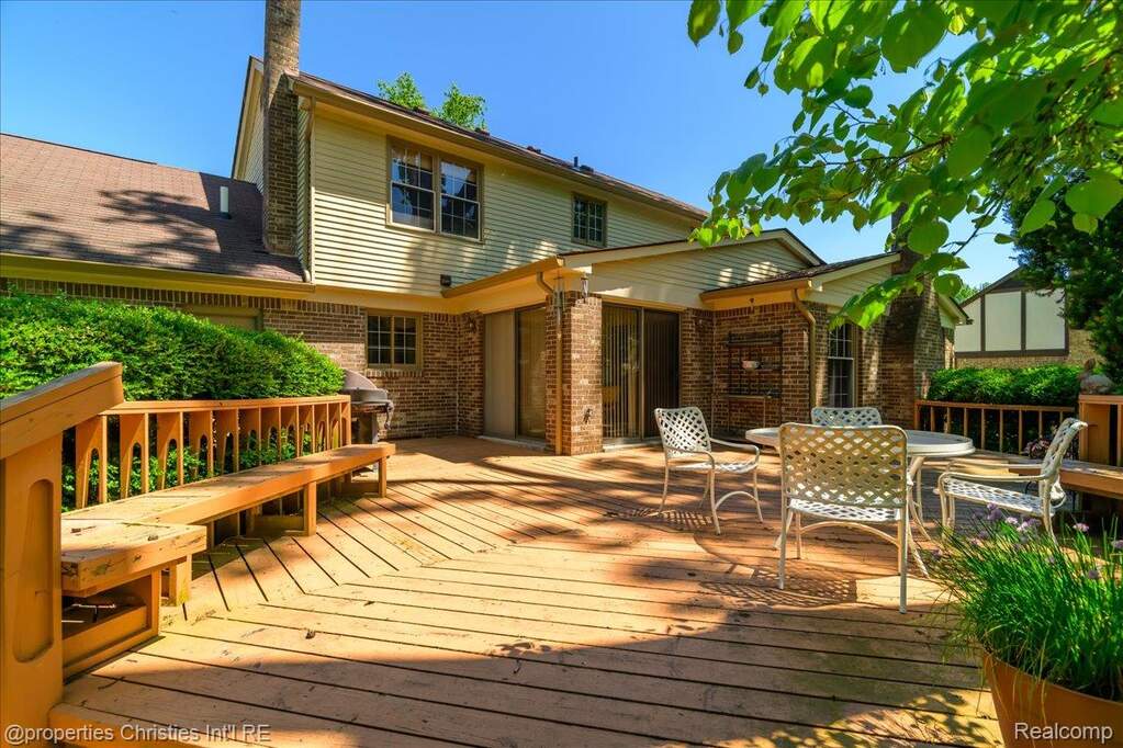 4 Bedroom Single Family Home/House's Image 36