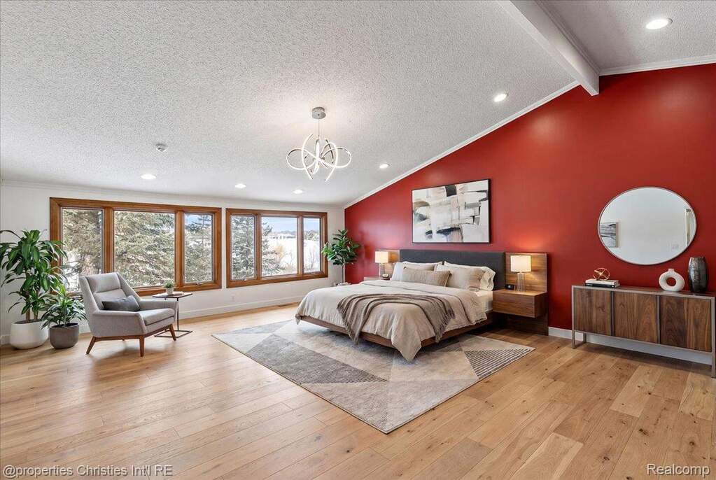 3 Bedroom Single Family Home/House's Image 14