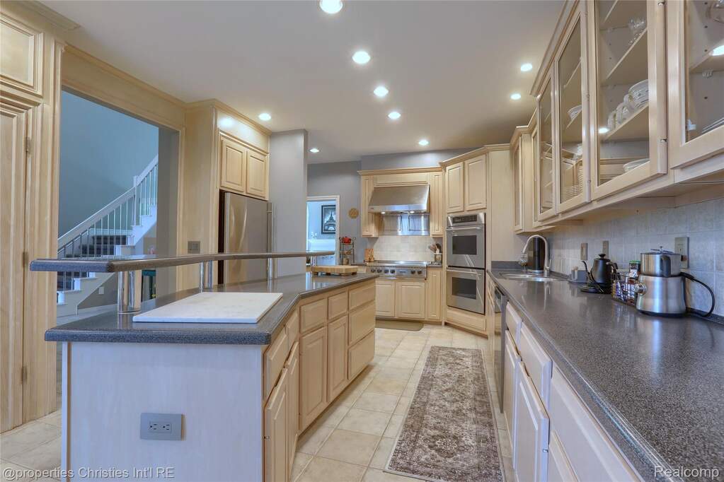 3 Bedroom Apartment/Flat's Image 13