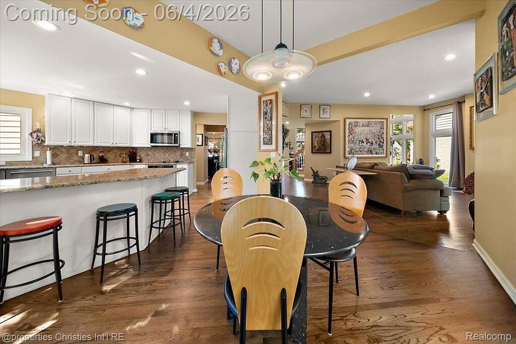 3 Bedroom Single Family Home/House's Image 13