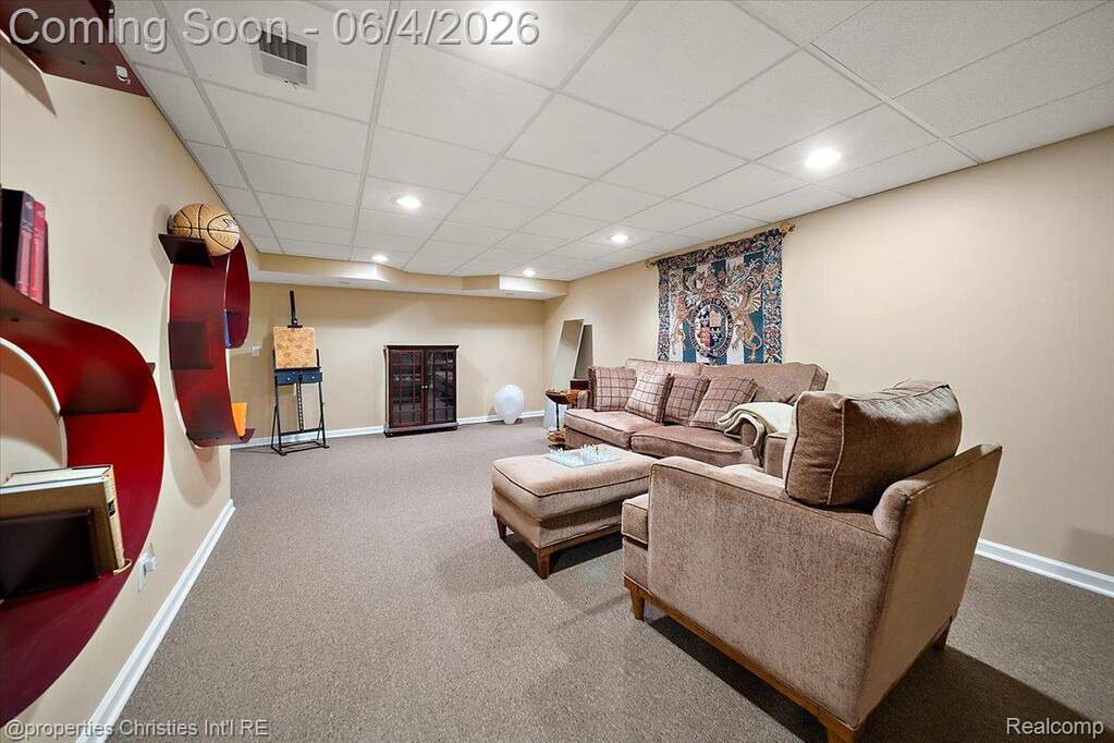 3 Bedroom Single Family Home/House's Image 42