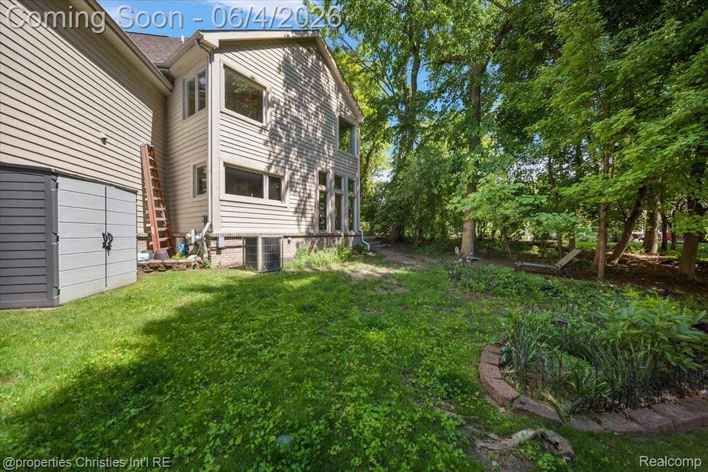 3 Bedroom Single Family Home/House's Image 51