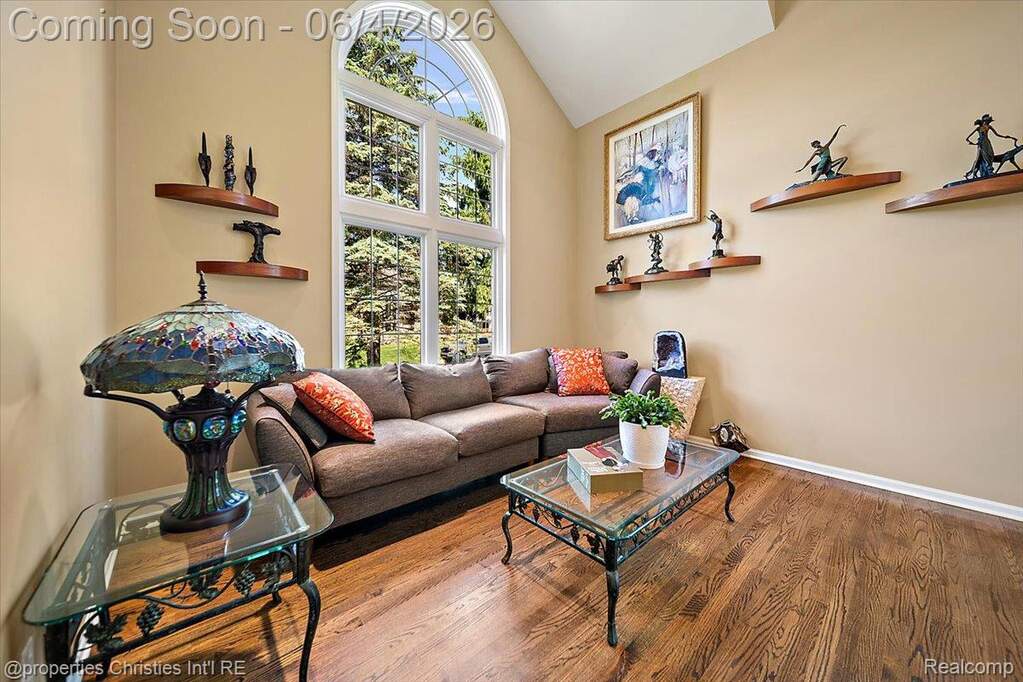 3 Bedroom Single Family Home/House's Image 3