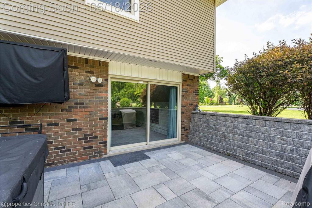 4 Bedroom Single Family Home/House's Image 35