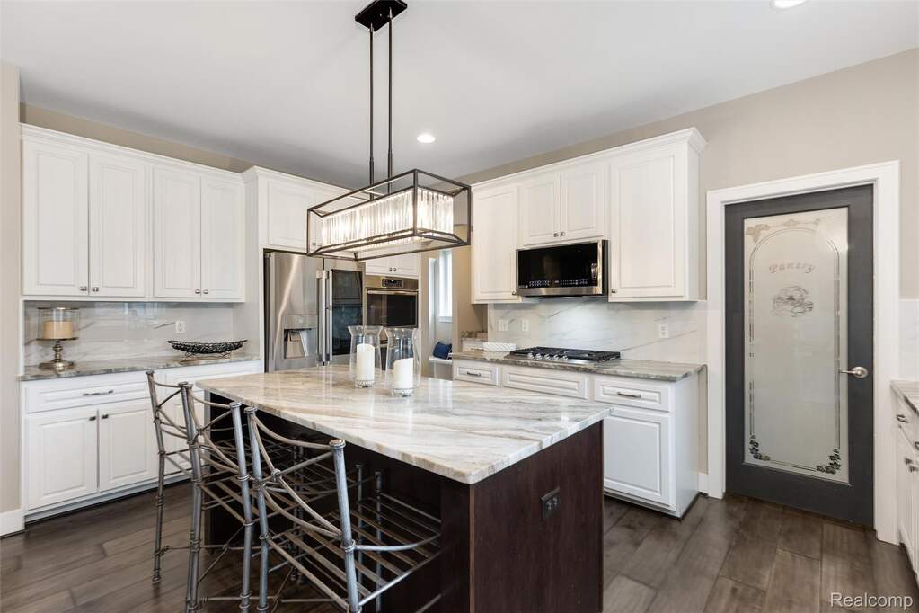 4 Bedroom Single Family Home/House's Image 23