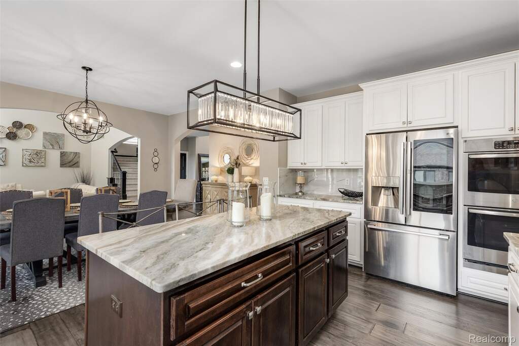 4 Bedroom Single Family Home/House's Image 25