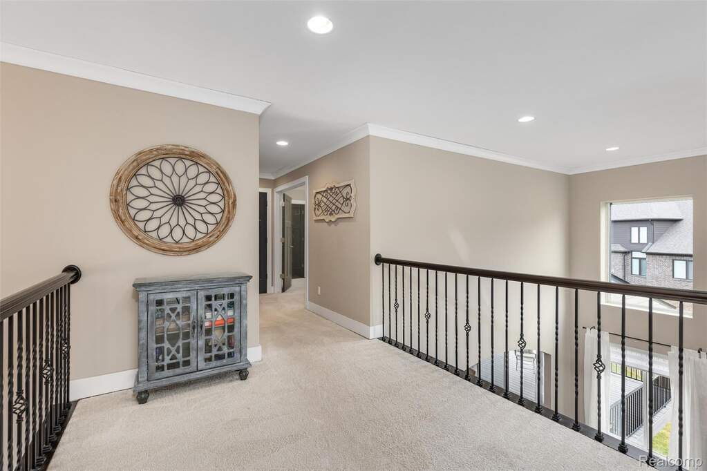 4 Bedroom Single Family Home/House's Image 29