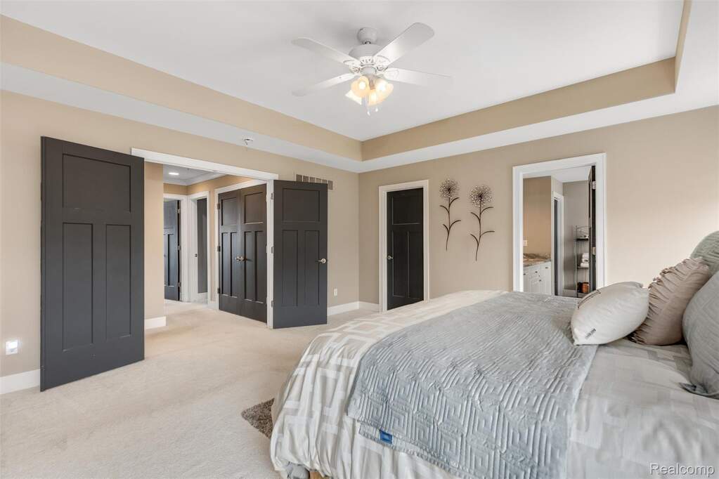 4 Bedroom Single Family Home/House's Image 31