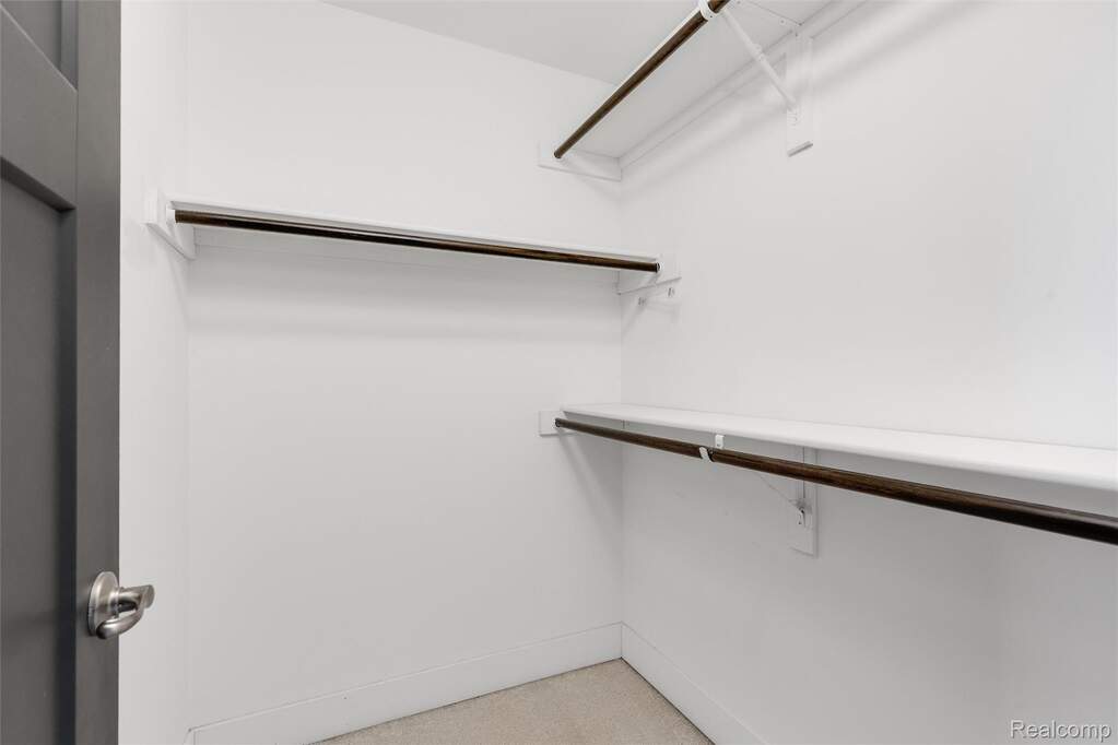 4 Bedroom Single Family Home/House's Image 39
