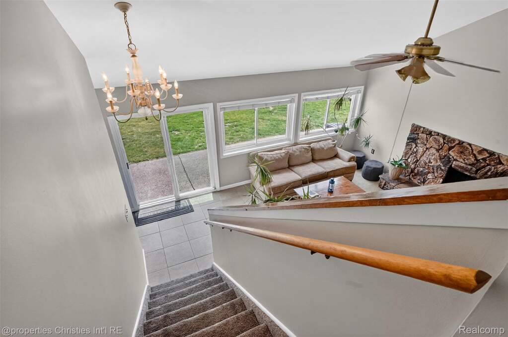 4 Bedroom Single Family Home/House's Image 23