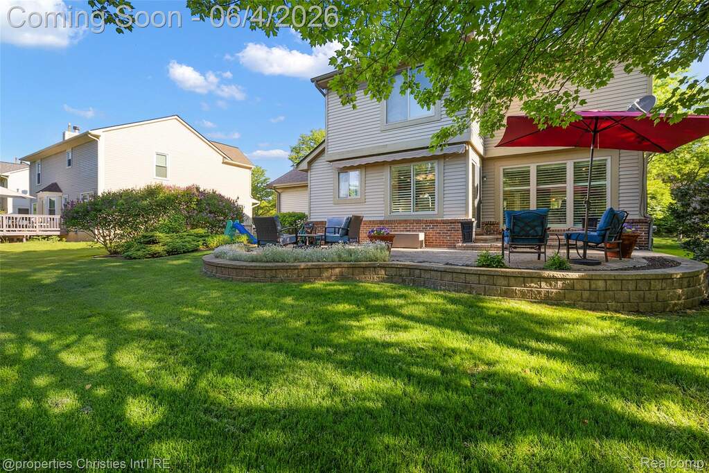 4 Bedroom Single Family Home/House's Image 11