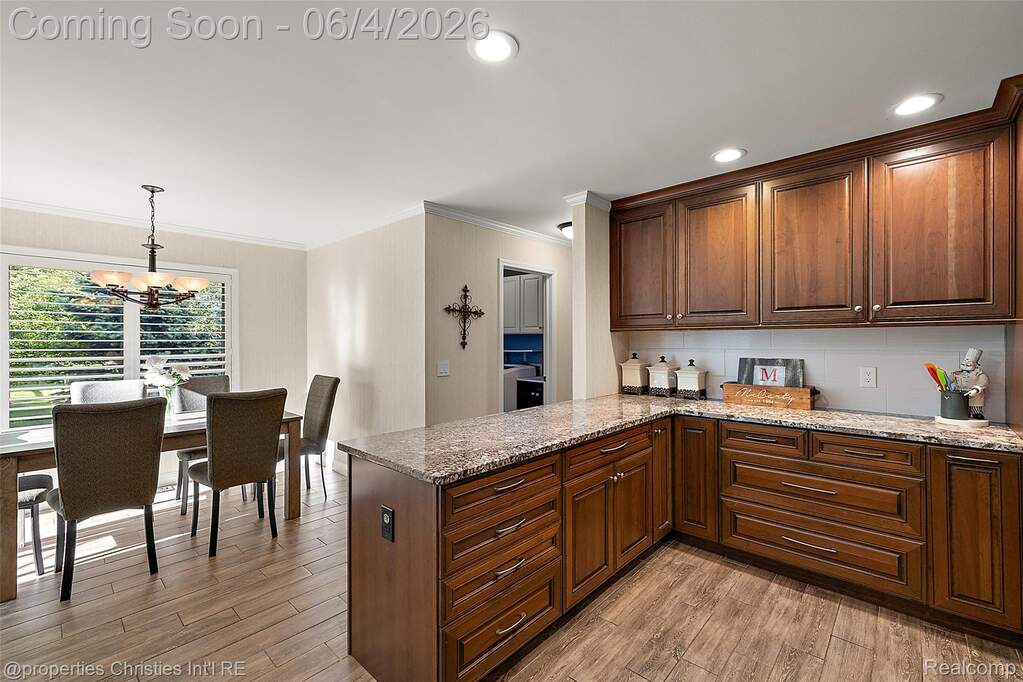 4 Bedroom Single Family Home/House's Image 30