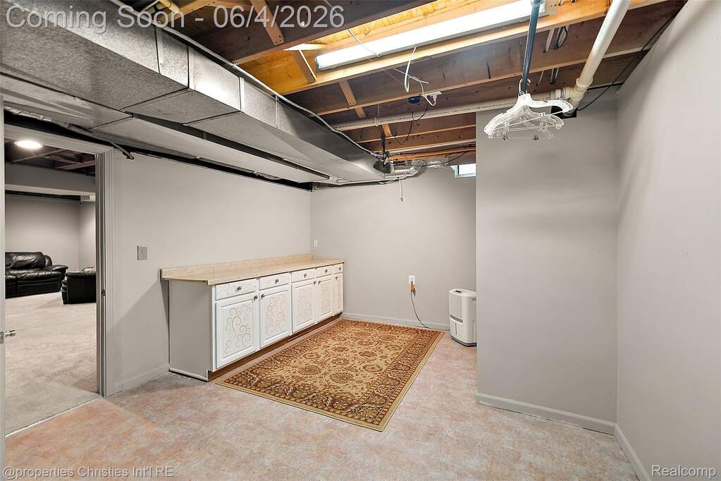 4 Bedroom Single Family Home/House's Image 62