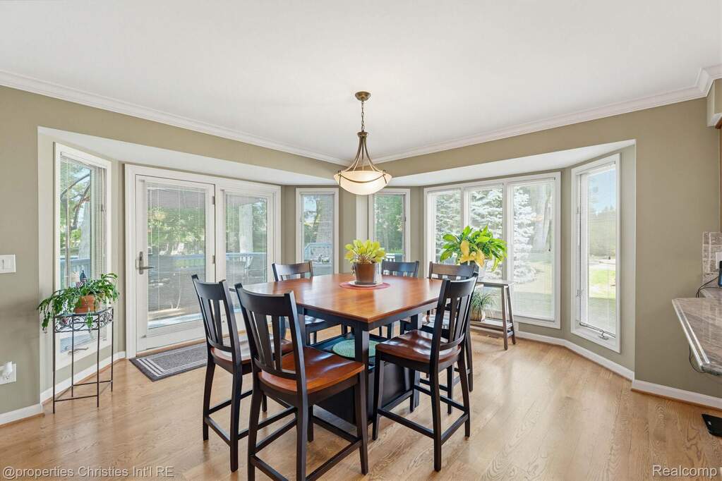 4 Bedroom Single Family Home/House's Image 22