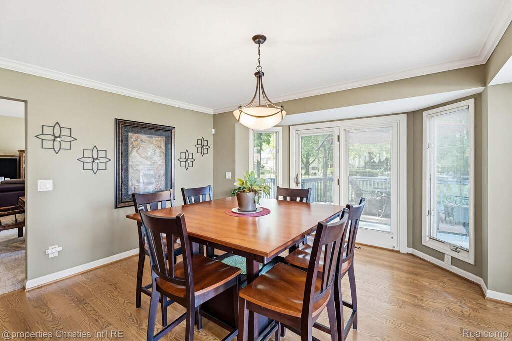 4 Bedroom Single Family Home/House's Image 23