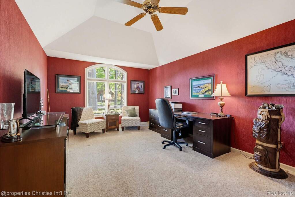 4 Bedroom Single Family Home/House's Image 45