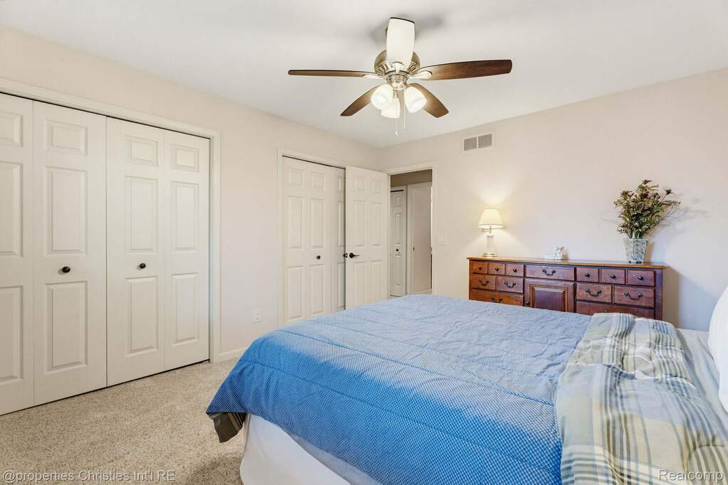 4 Bedroom Single Family Home/House's Image 49