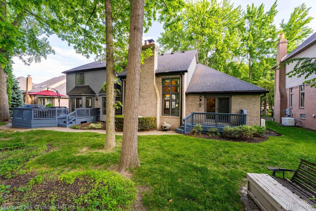 4 Bedroom Single Family Home/House's Image 77