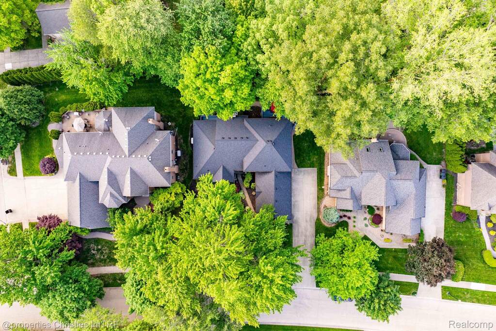 4 Bedroom Single Family Home/House's Image 82