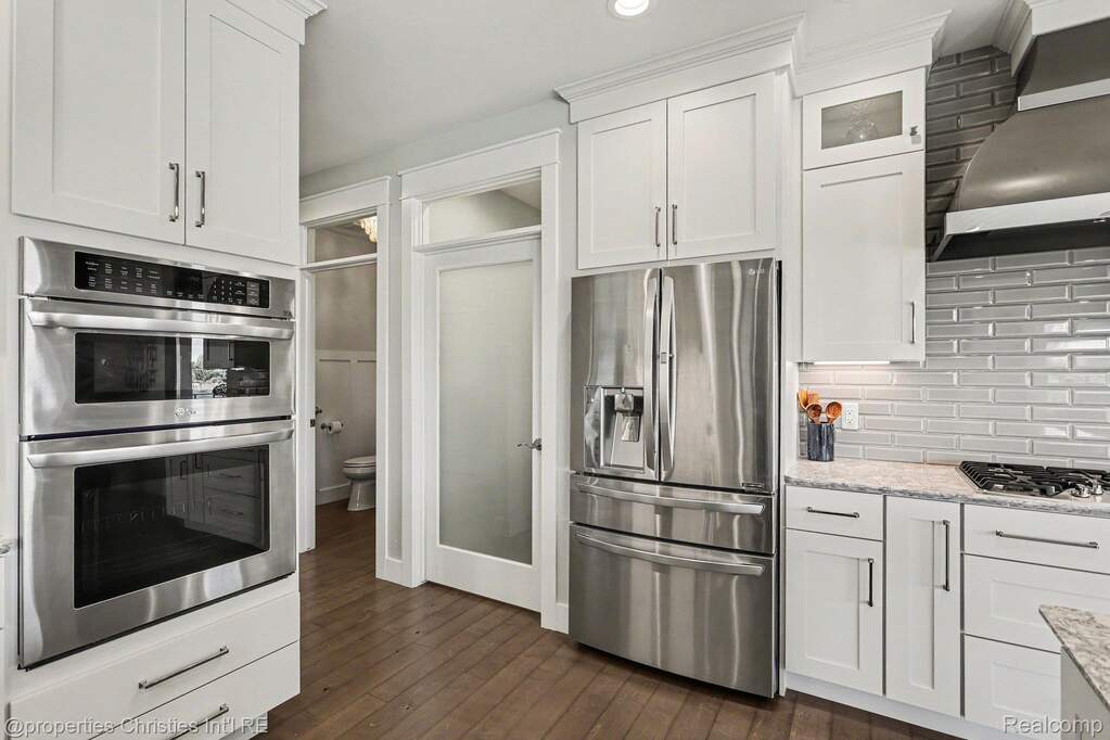 4 Bedroom Single Family Home/House's Image 10