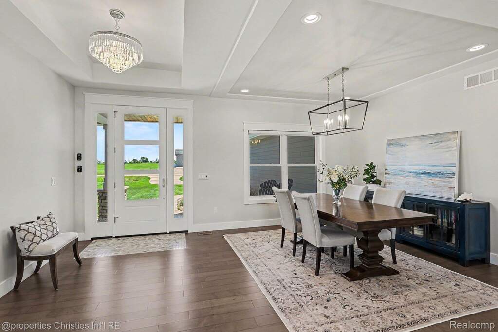 4 Bedroom Single Family Home/House's Image 16